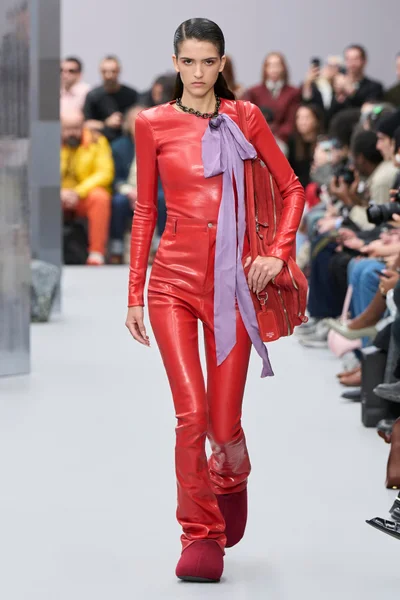 Look 22